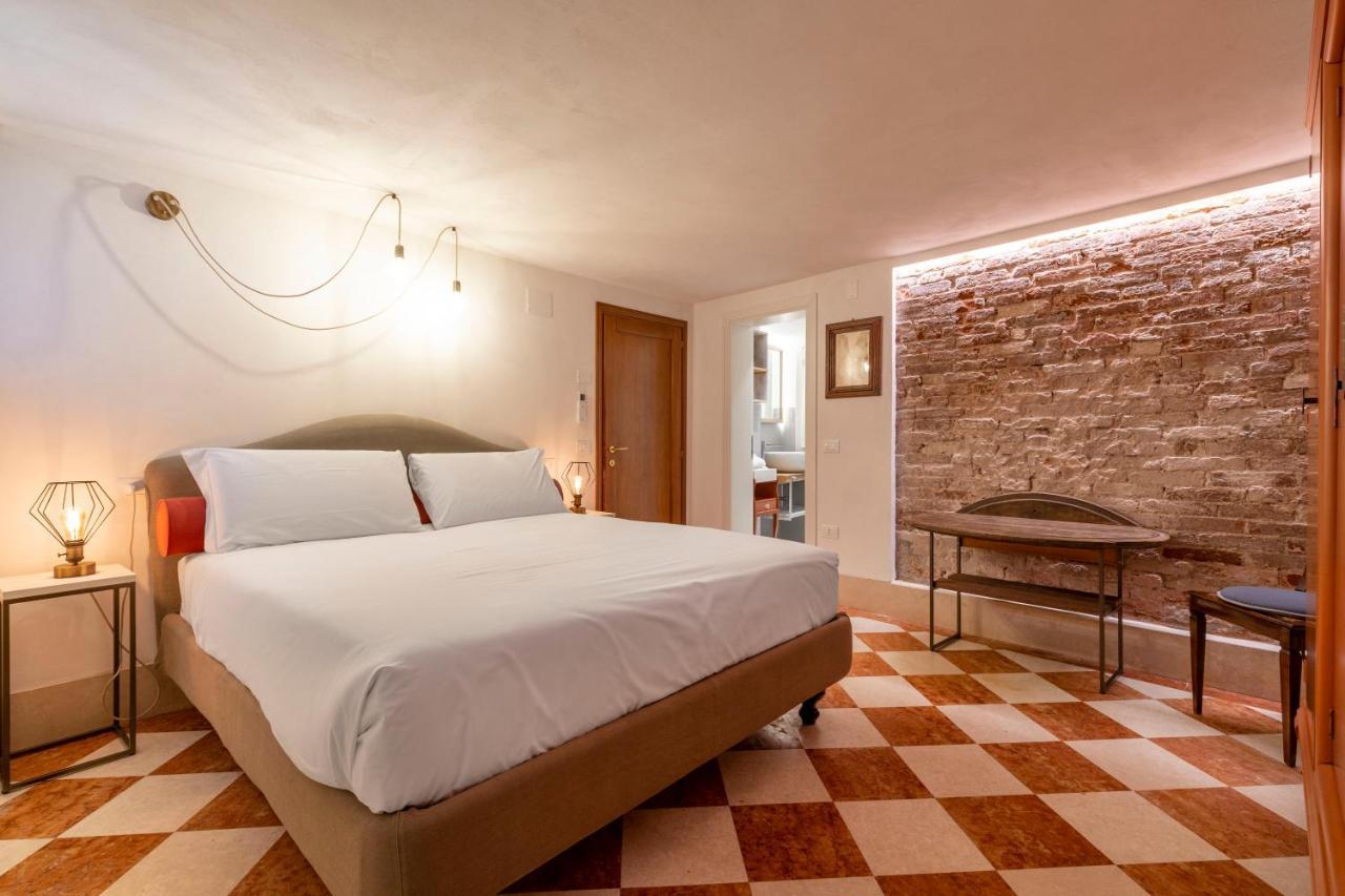 San Silvestro House Apartment เวนิส ภายนอก รูปภาพ