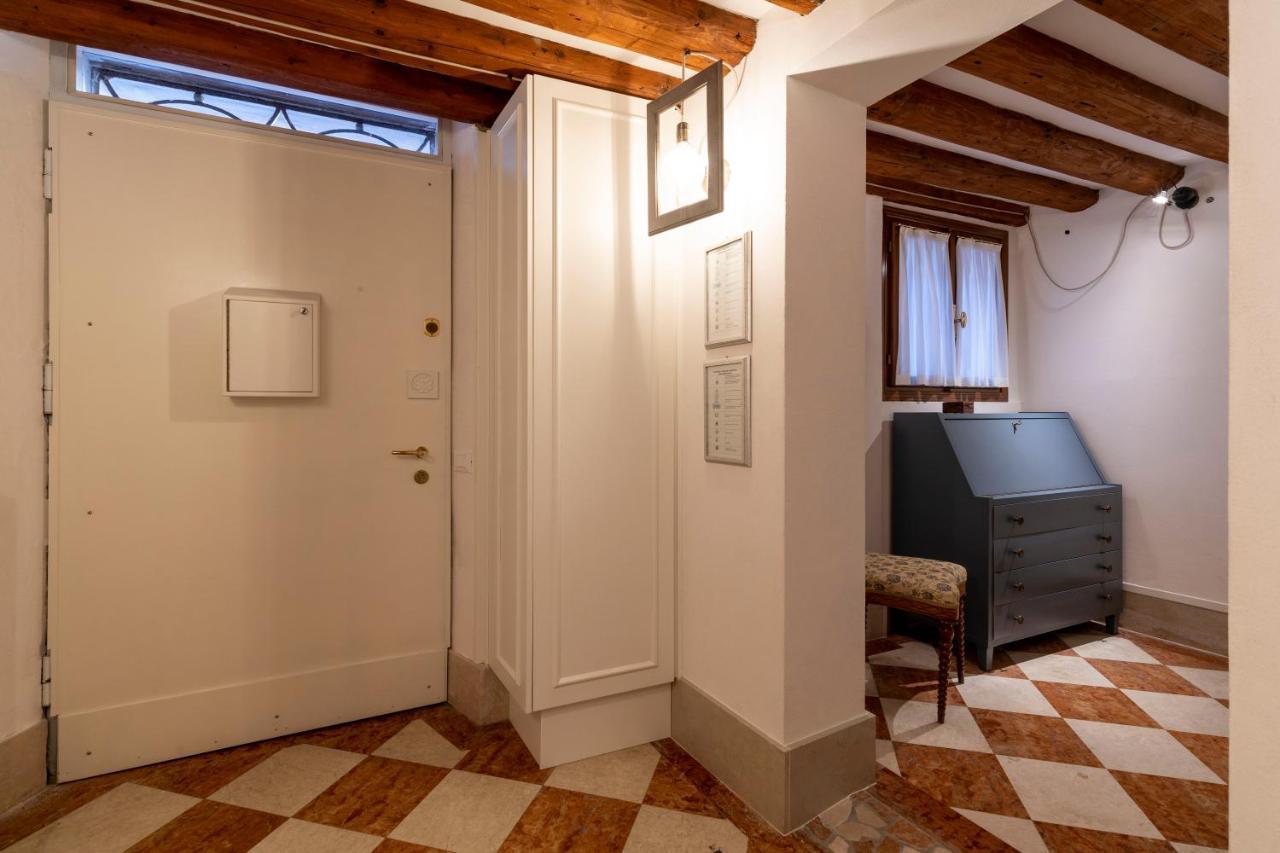 San Silvestro House Apartment เวนิส ภายนอก รูปภาพ